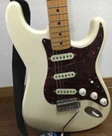 Fender Japan ストラト
